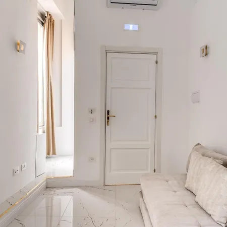 Palazzetto Santa Lucia Hotel Naples Exterior photo
